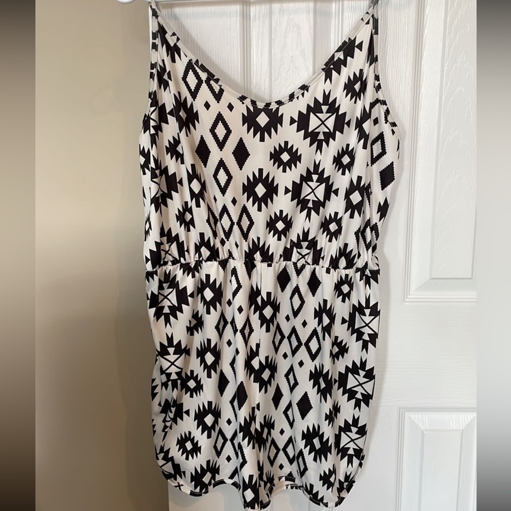 Rustic pattern romper
